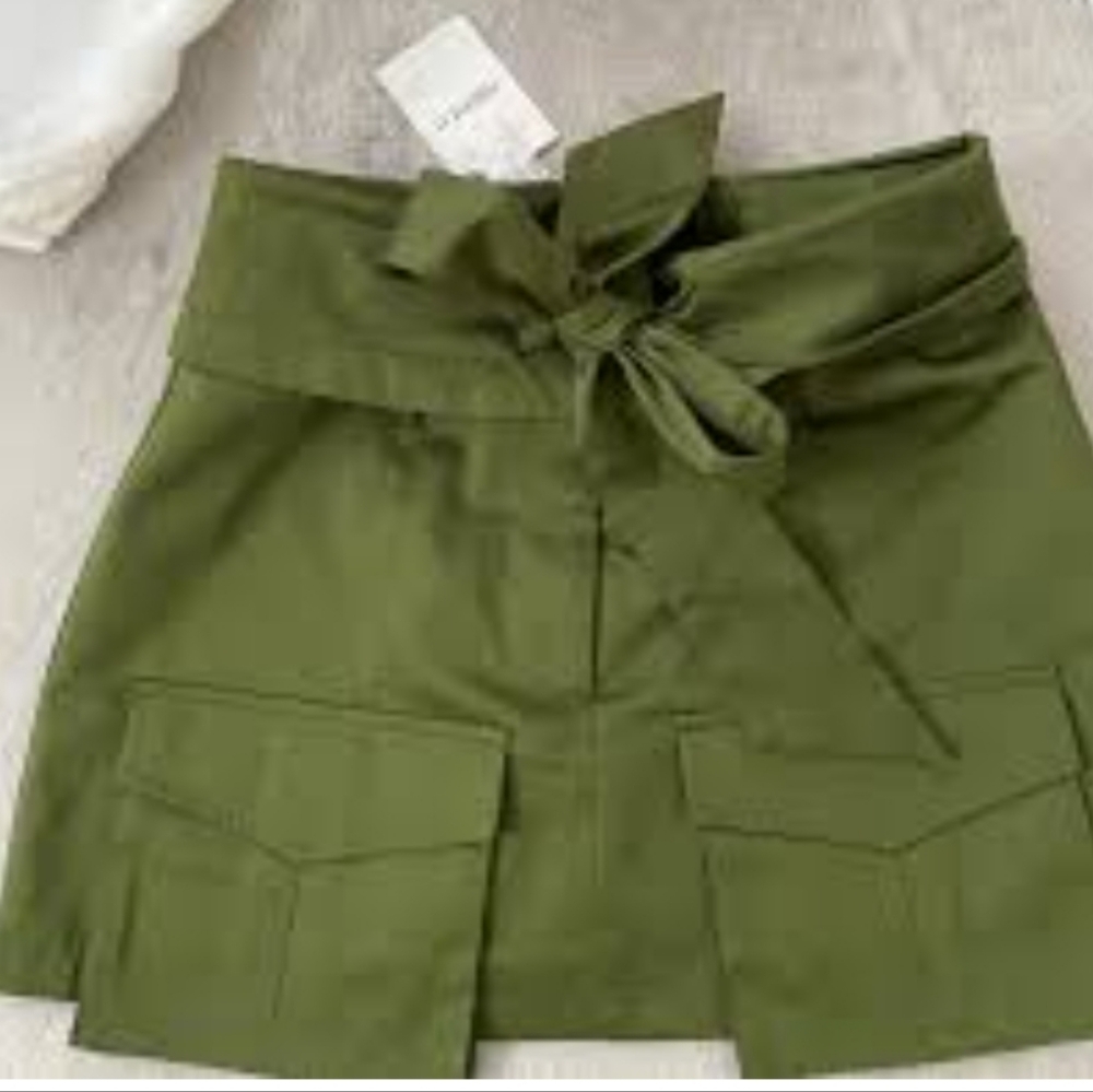 cargo skirt forever 21 color green size:S